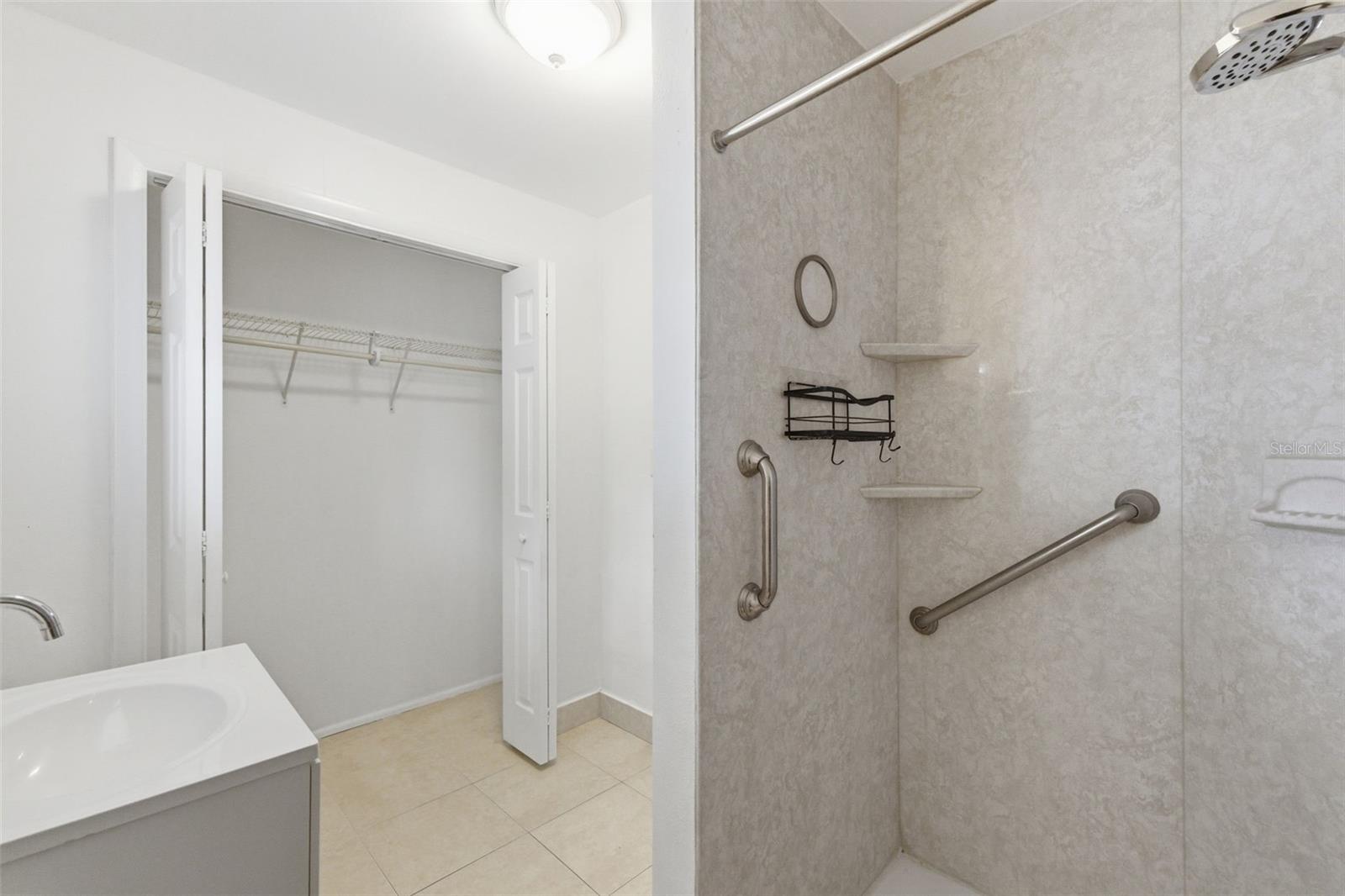 3230 51ST ST N, ST PETERSBURG, FL, 33710