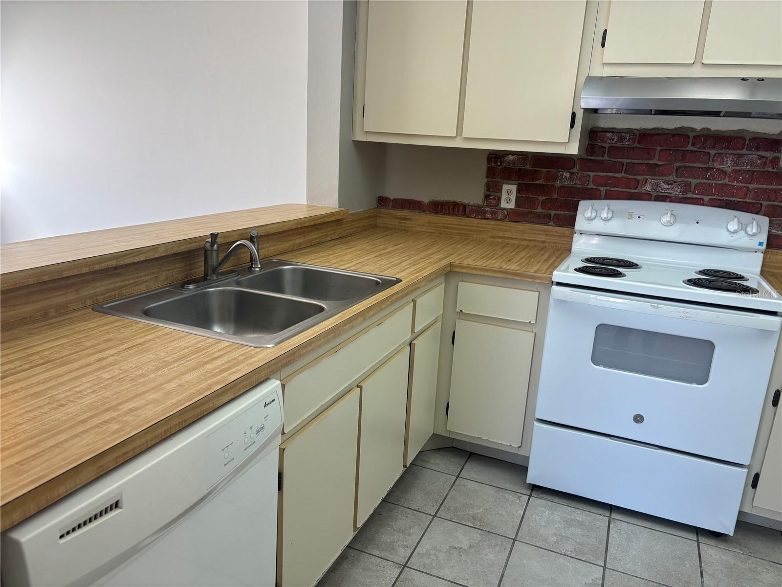 2524 LAKEWAY BRANCH DR #3208, ORLANDO, FL, 32839