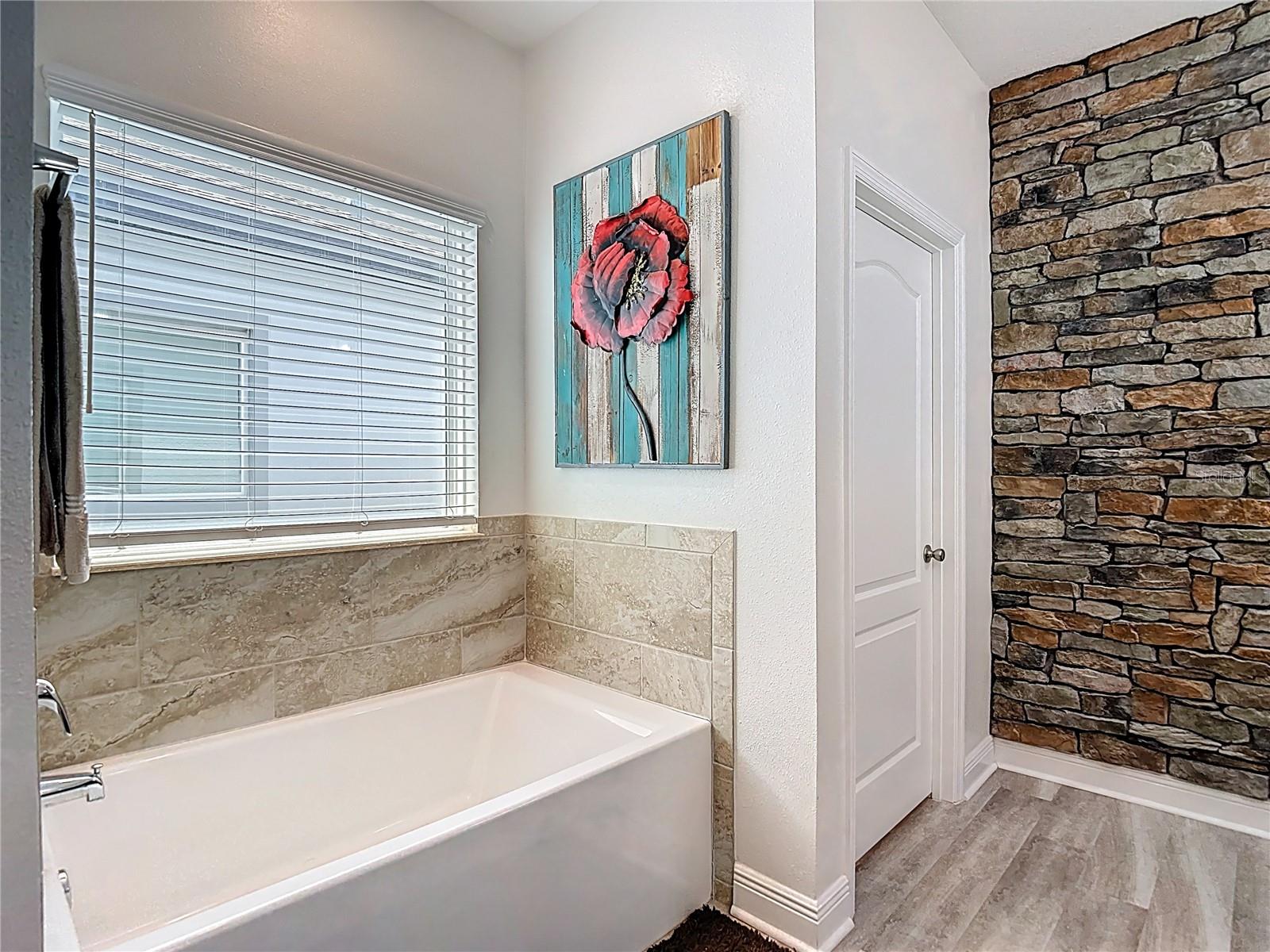 30980 JAZZ LEAF PL, SAN ANTONIO, FL, 33576