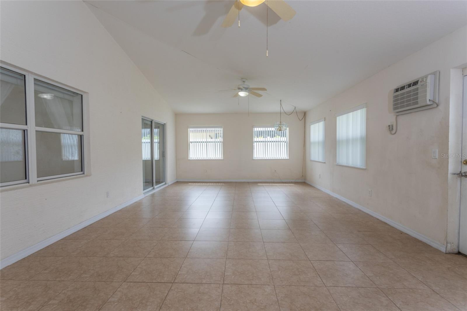 38 PITTWICK LN, PALM COAST, FL, 32164