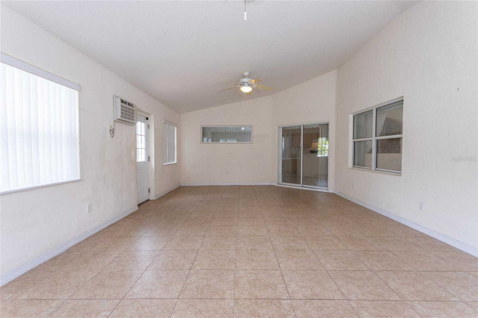 38 PITTWICK LN, PALM COAST, FL, 32164