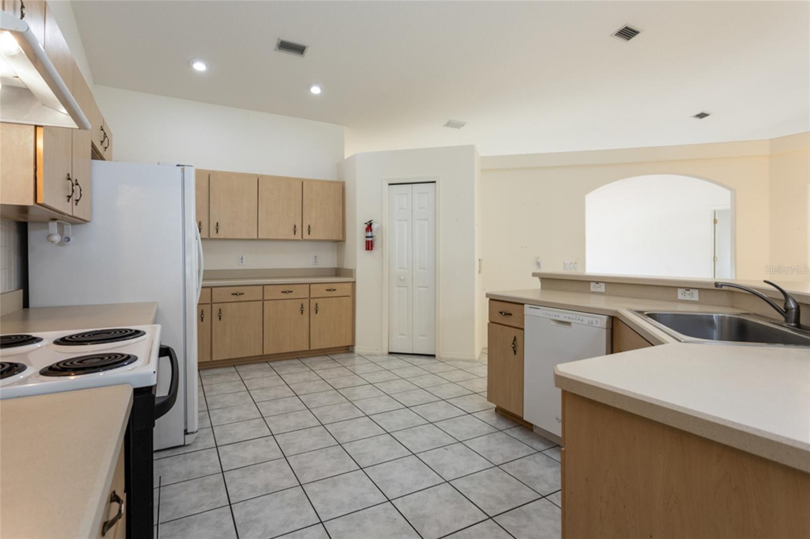 38 PITTWICK LN, PALM COAST, FL, 32164