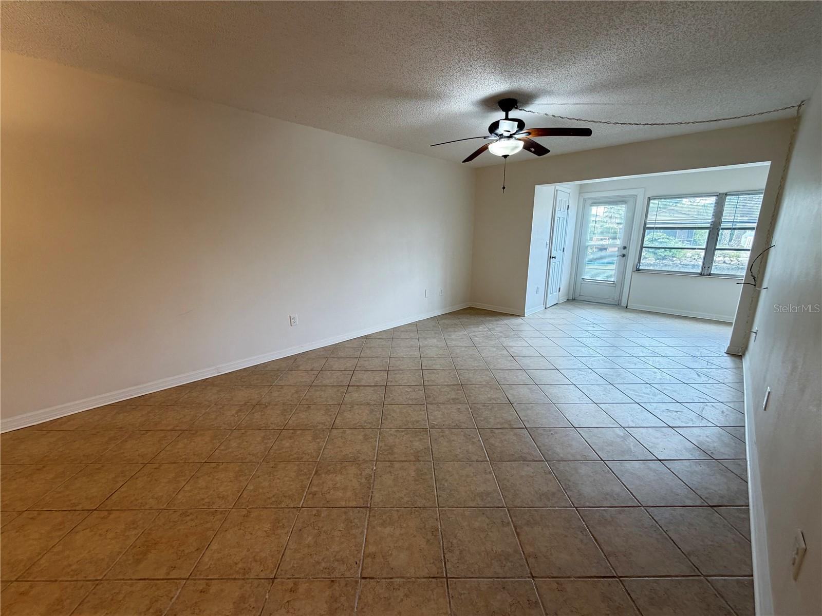 4533 MARINE PKWY #102, NEW PORT RICHEY, FL, 34652