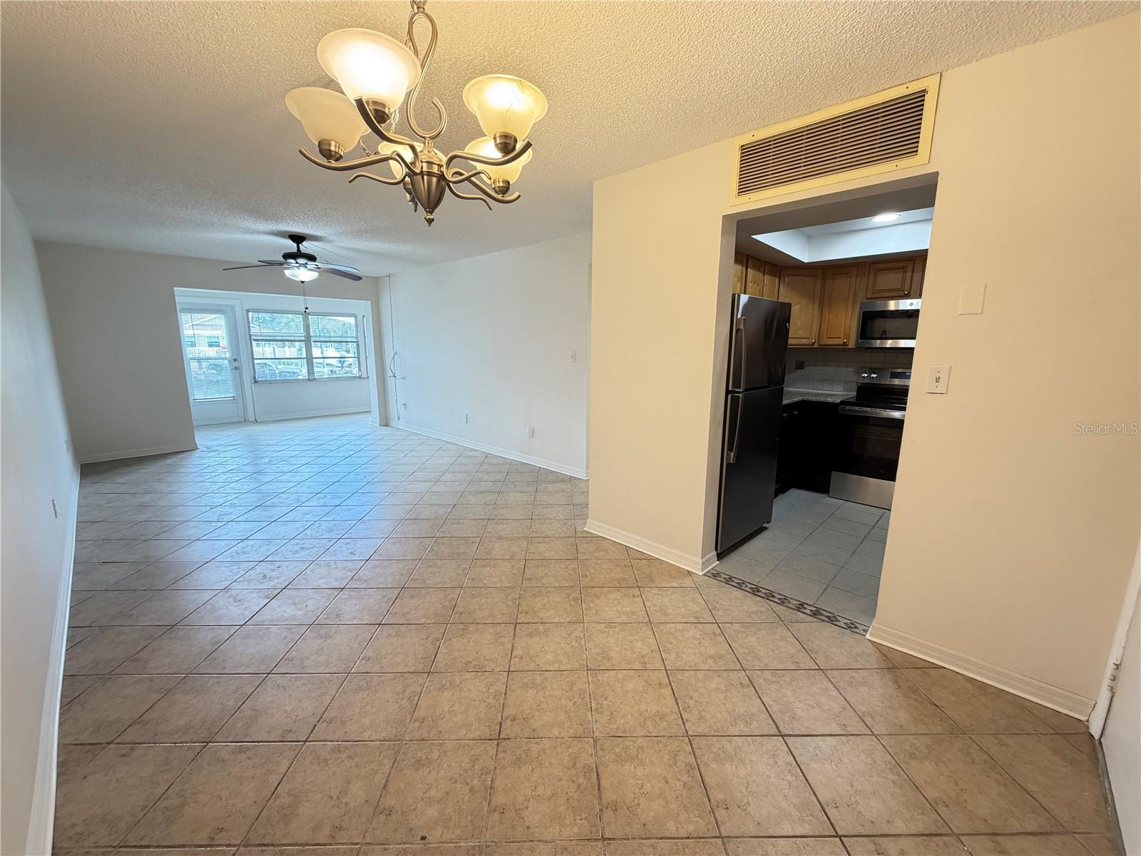 4533 MARINE PKWY #102, NEW PORT RICHEY, FL, 34652