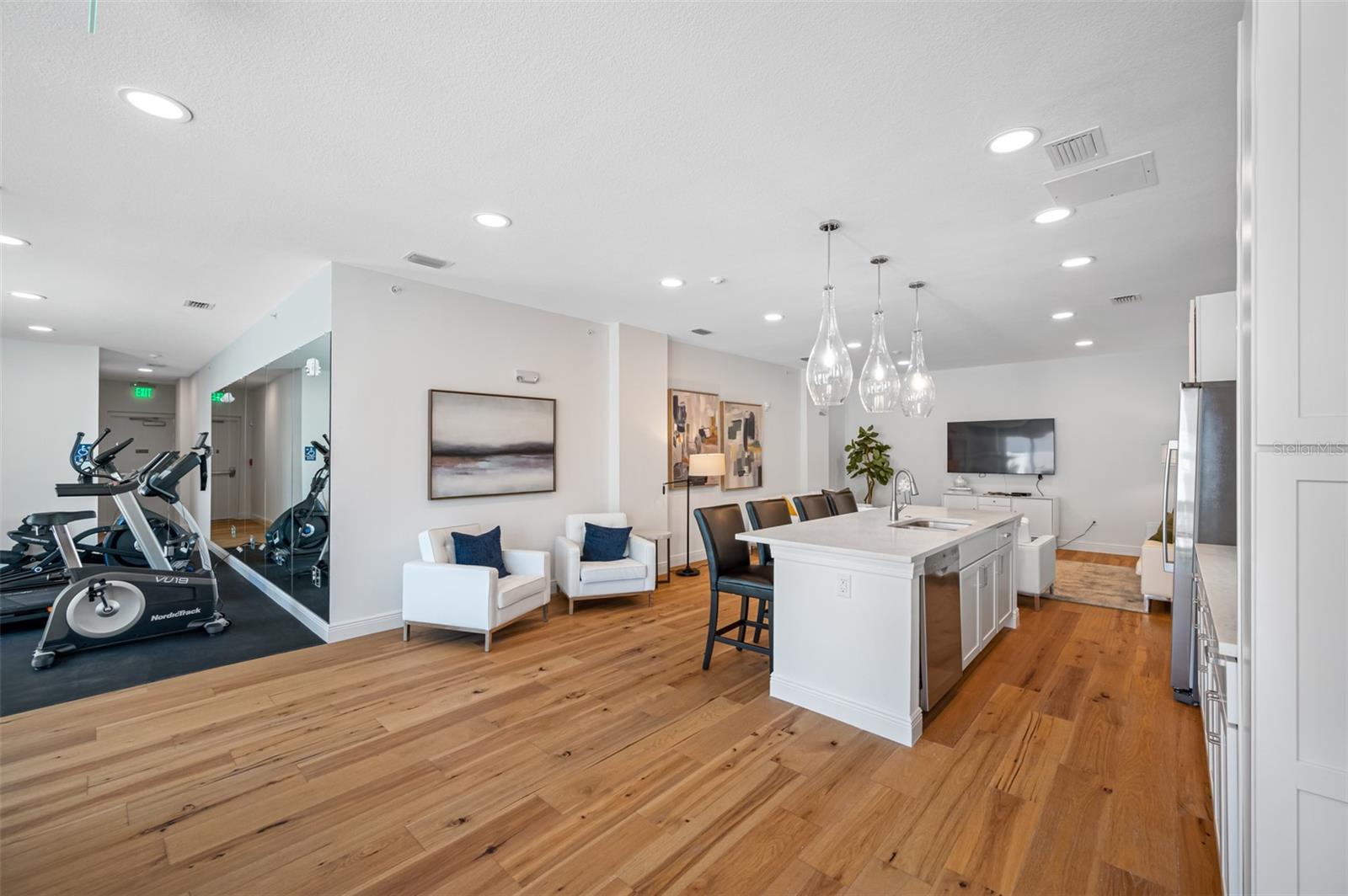 644 3RD AVE S #508, ST PETERSBURG, FL, 33701