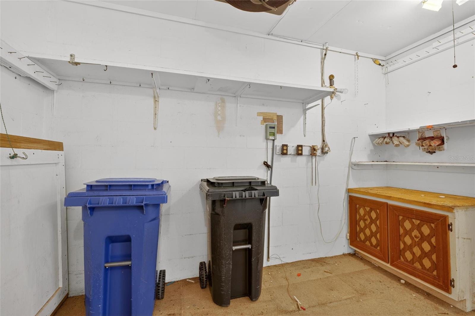 1210 VALLEY FORGE BLVD #9, SUN CITY CENTER, FL, 33573