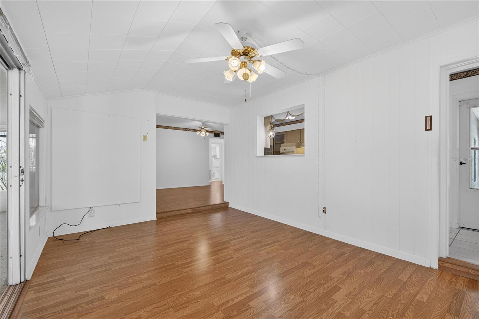 1210 VALLEY FORGE BLVD #9, SUN CITY CENTER, FL, 33573