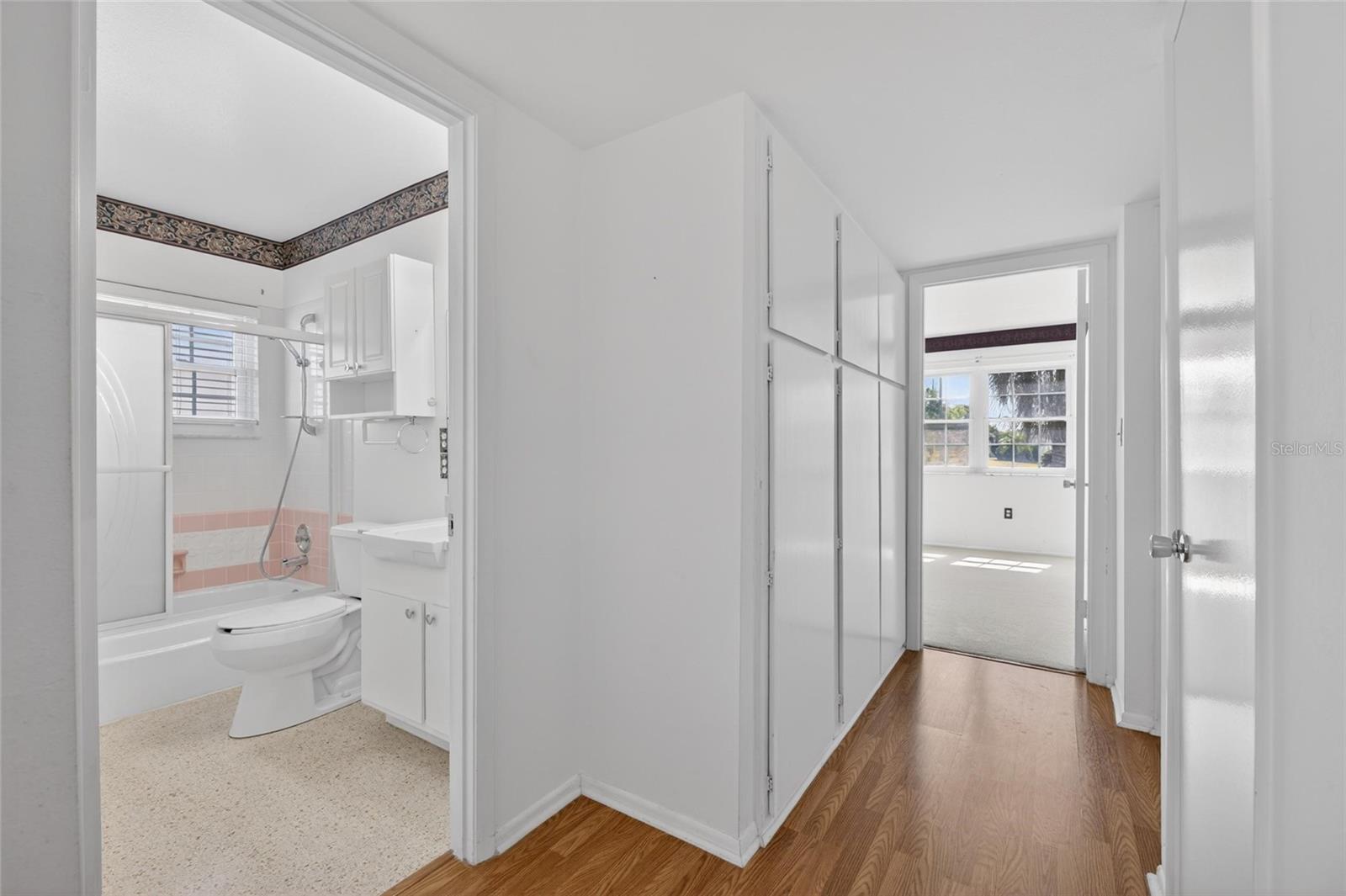 1210 VALLEY FORGE BLVD #9, SUN CITY CENTER, FL, 33573