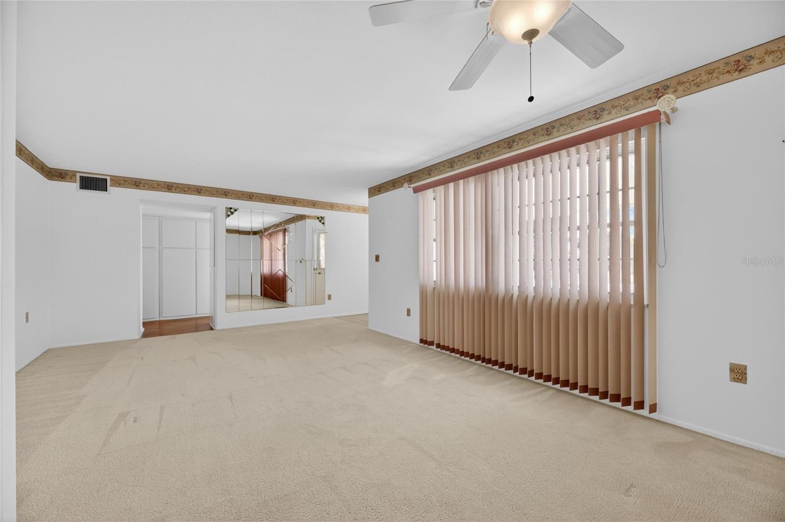 1210 VALLEY FORGE BLVD #9, SUN CITY CENTER, FL, 33573