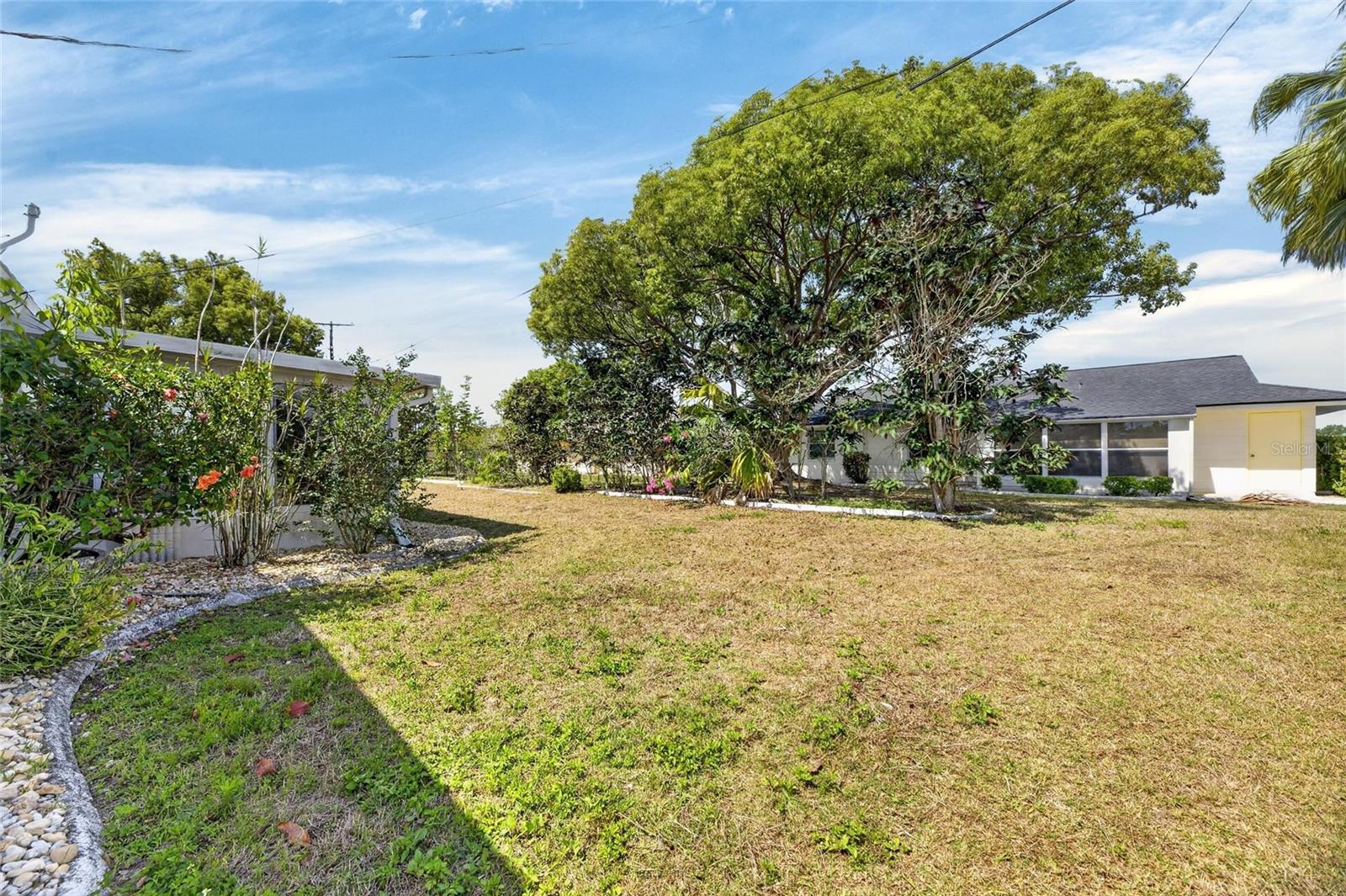 1210 VALLEY FORGE BLVD #9, SUN CITY CENTER, FL, 33573