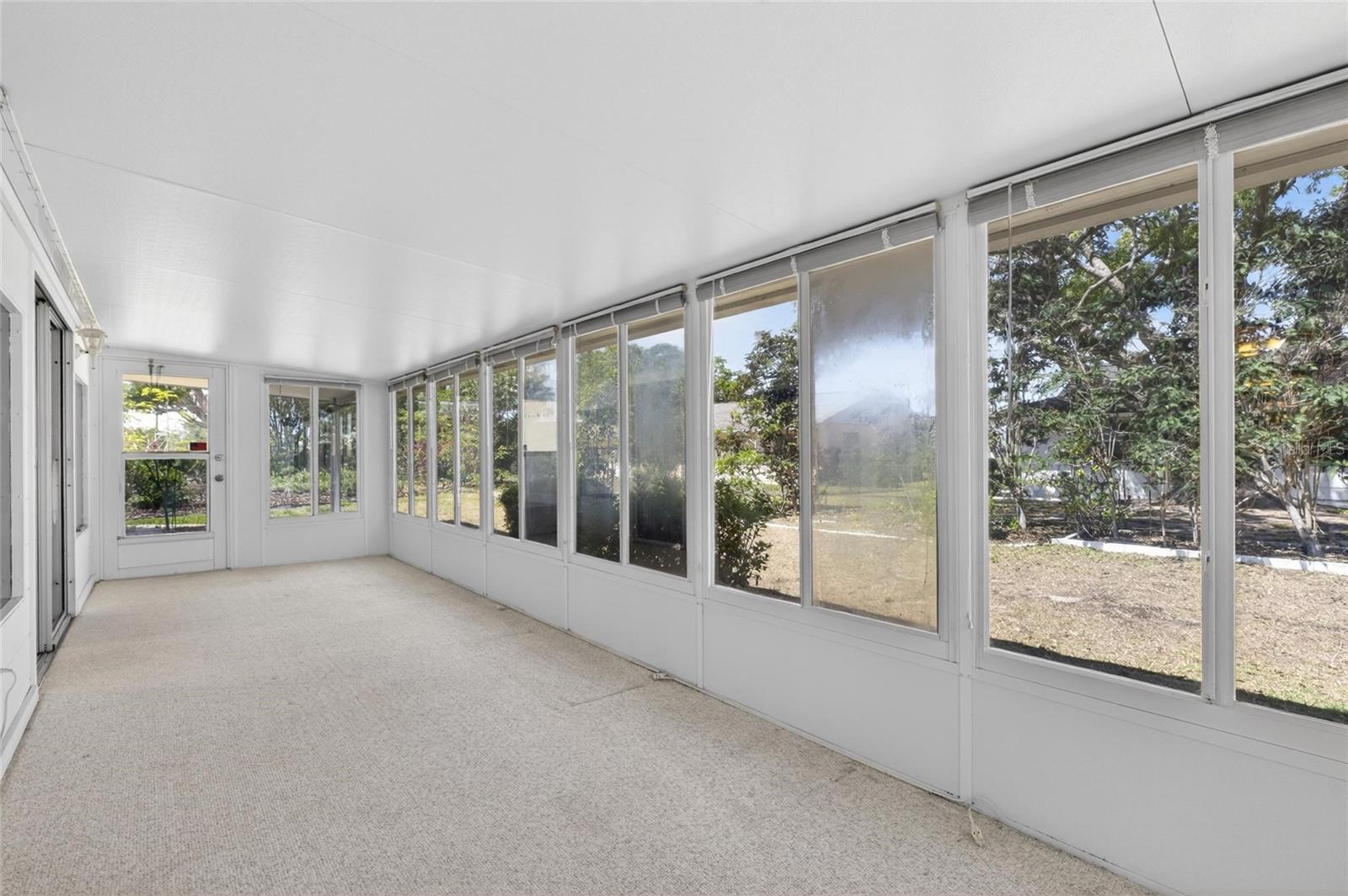 1210 VALLEY FORGE BLVD #9, SUN CITY CENTER, FL, 33573