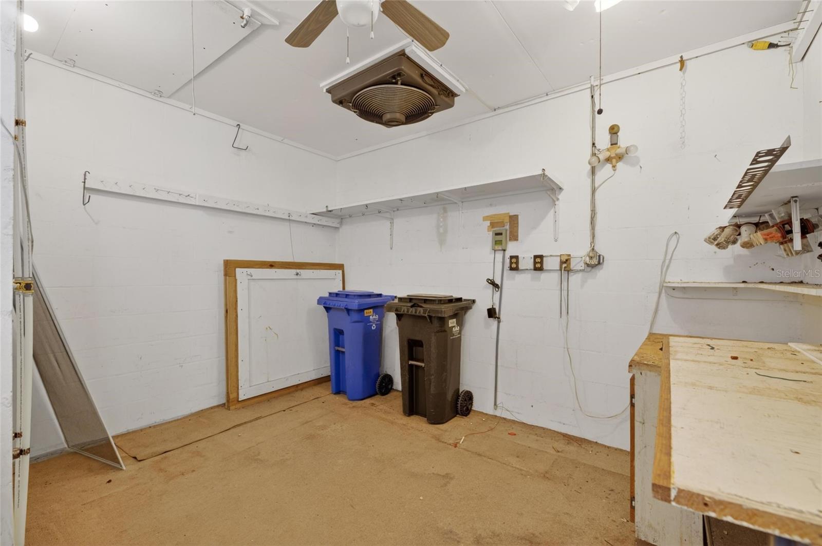 1210 VALLEY FORGE BLVD #9, SUN CITY CENTER, FL, 33573