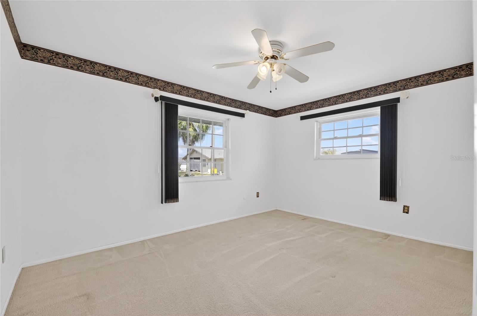 1210 VALLEY FORGE BLVD #9, SUN CITY CENTER, FL, 33573