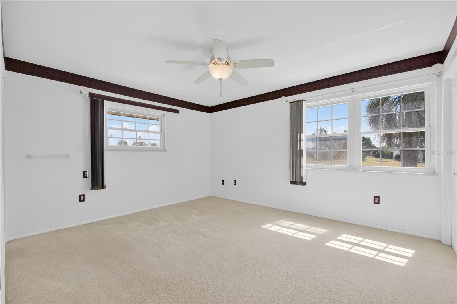 1210 VALLEY FORGE BLVD #9, SUN CITY CENTER, FL, 33573