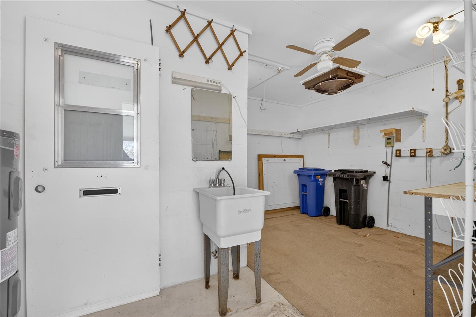 1210 VALLEY FORGE BLVD #9, SUN CITY CENTER, FL, 33573