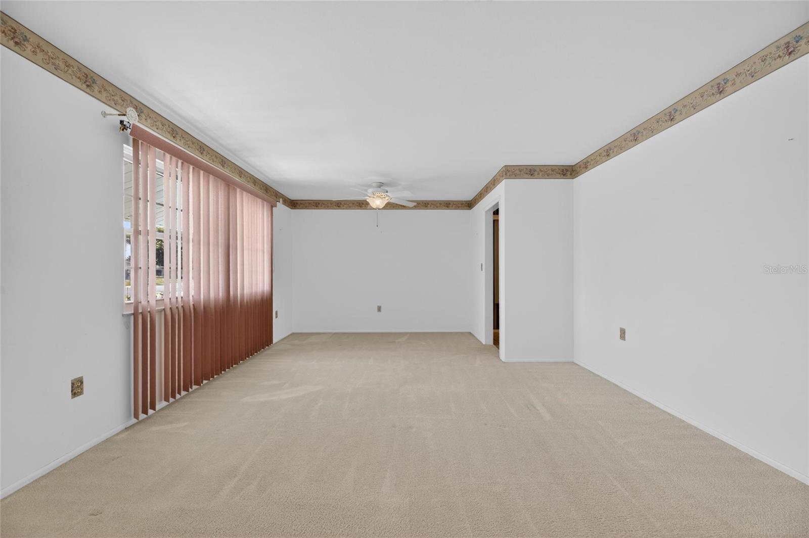 1210 VALLEY FORGE BLVD #9, SUN CITY CENTER, FL, 33573