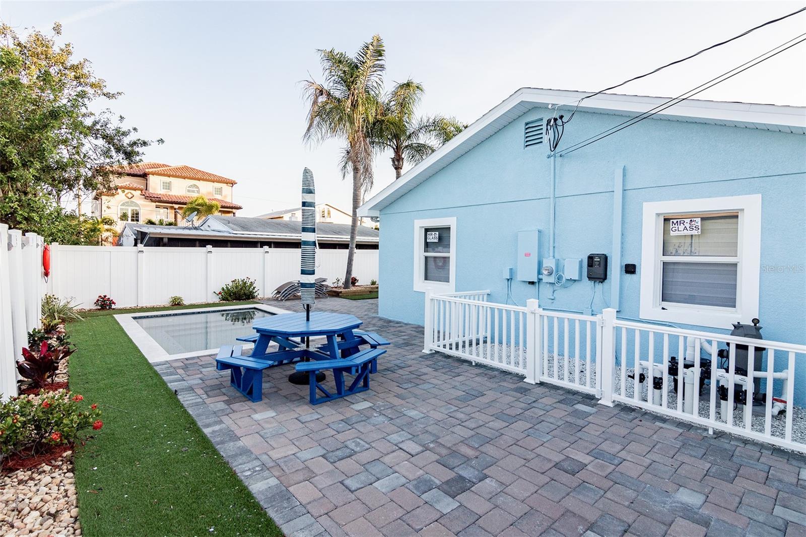 352 144TH AVE, MADEIRA BEACH, FL, 33708