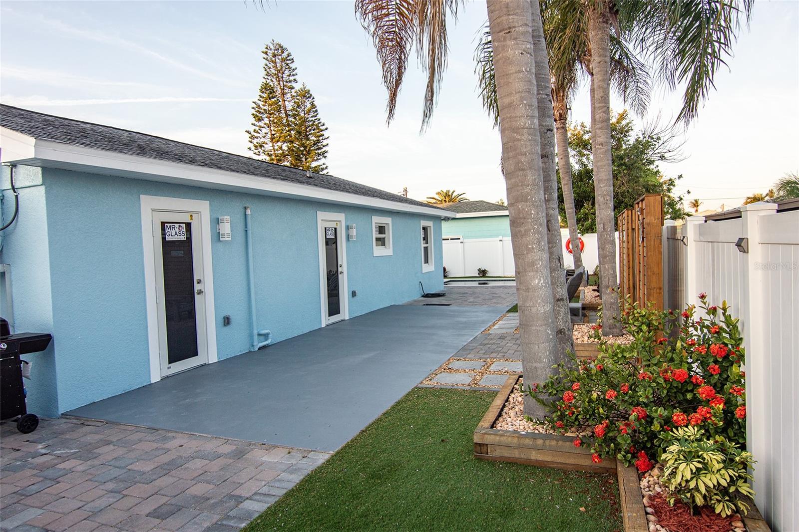 352 144TH AVE, MADEIRA BEACH, FL, 33708