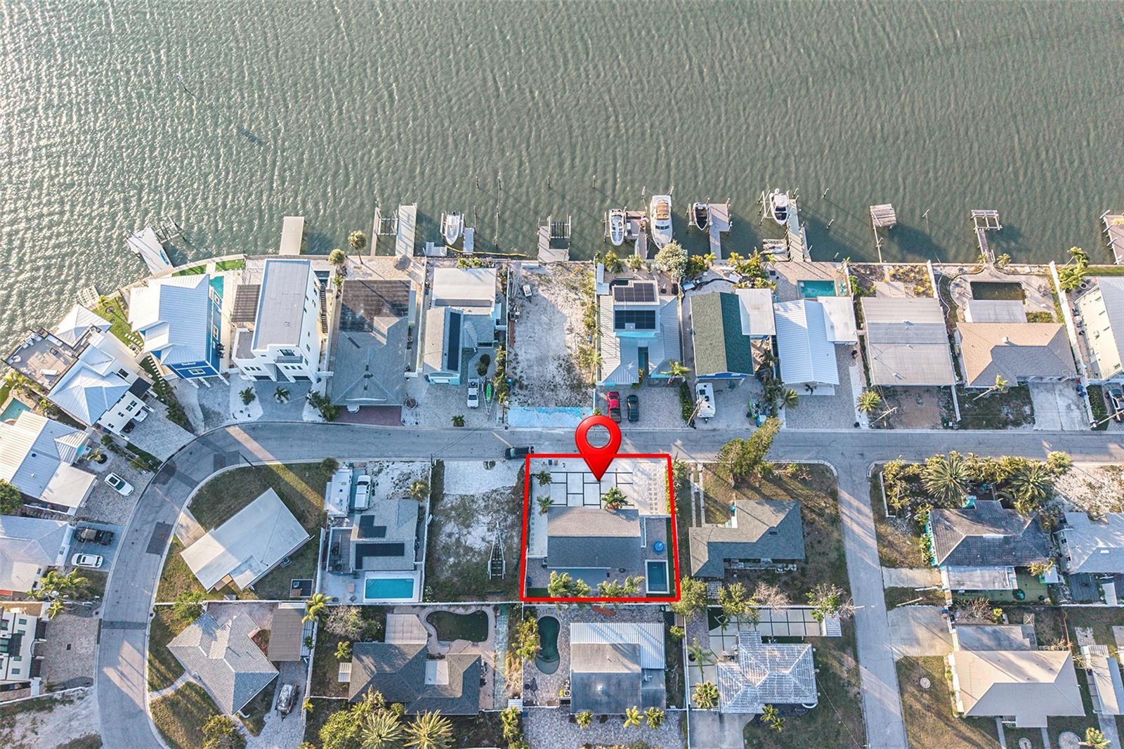 352 144TH AVE, MADEIRA BEACH, FL, 33708