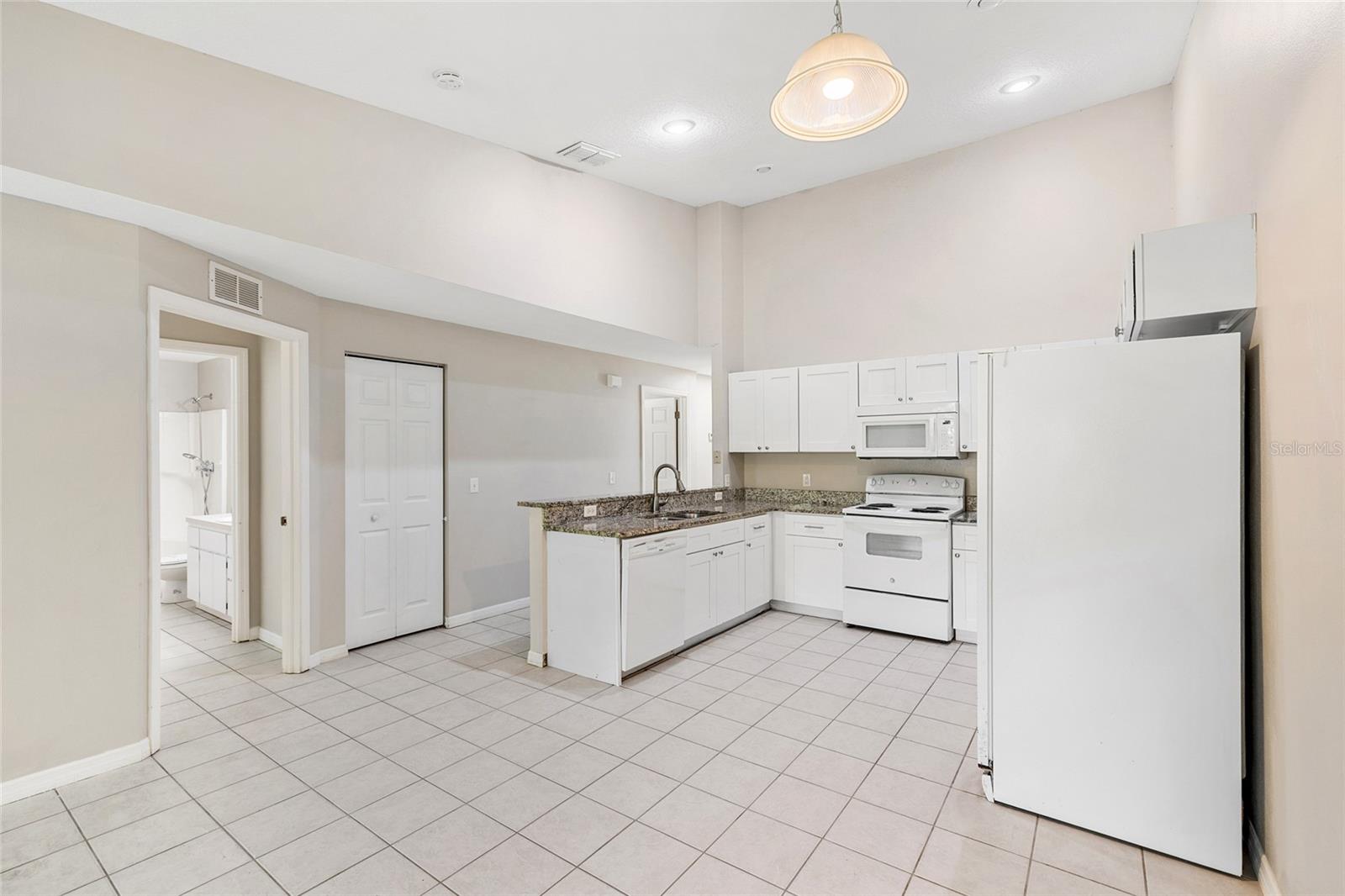 37227 GRASSY HILL LN, DADE CITY, FL, 33525