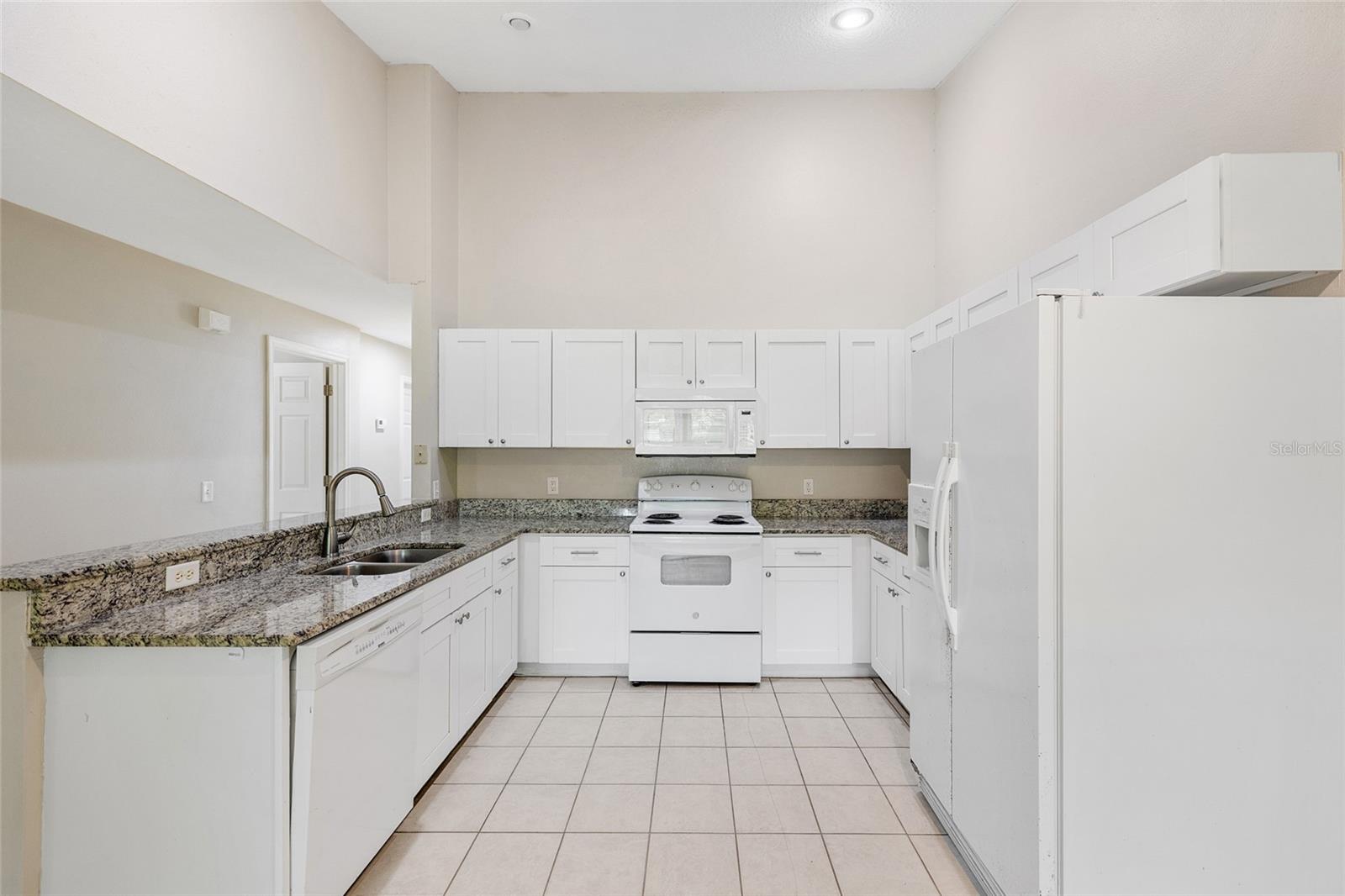 37227 GRASSY HILL LN, DADE CITY, FL, 33525