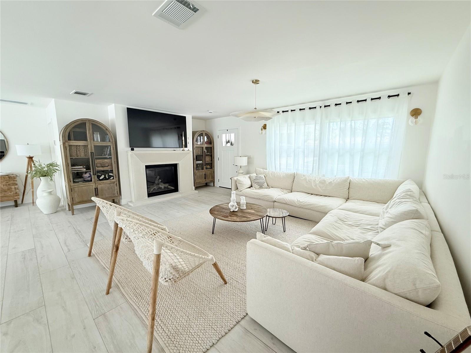 797 45TH AVE NE, ST PETERSBURG, FL, 33703