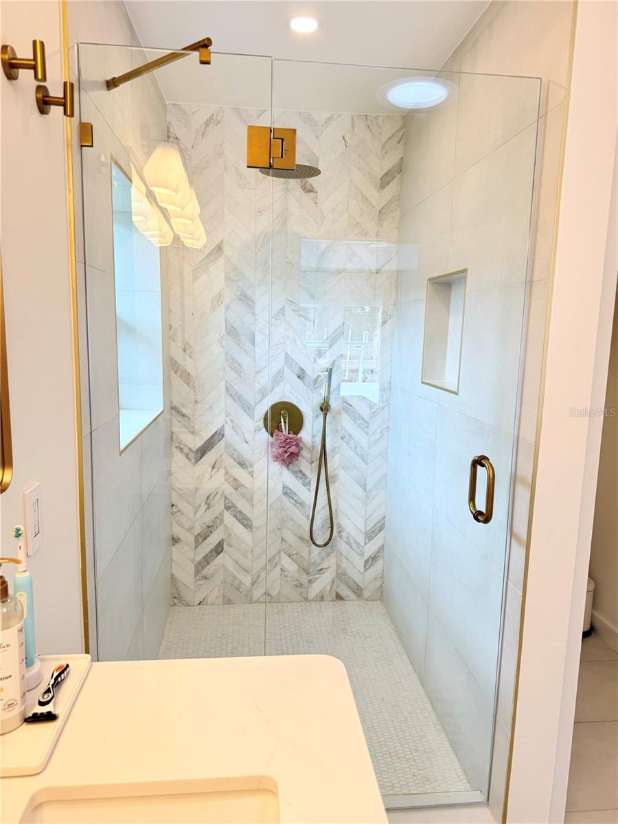 797 45TH AVE NE, ST PETERSBURG, FL, 33703