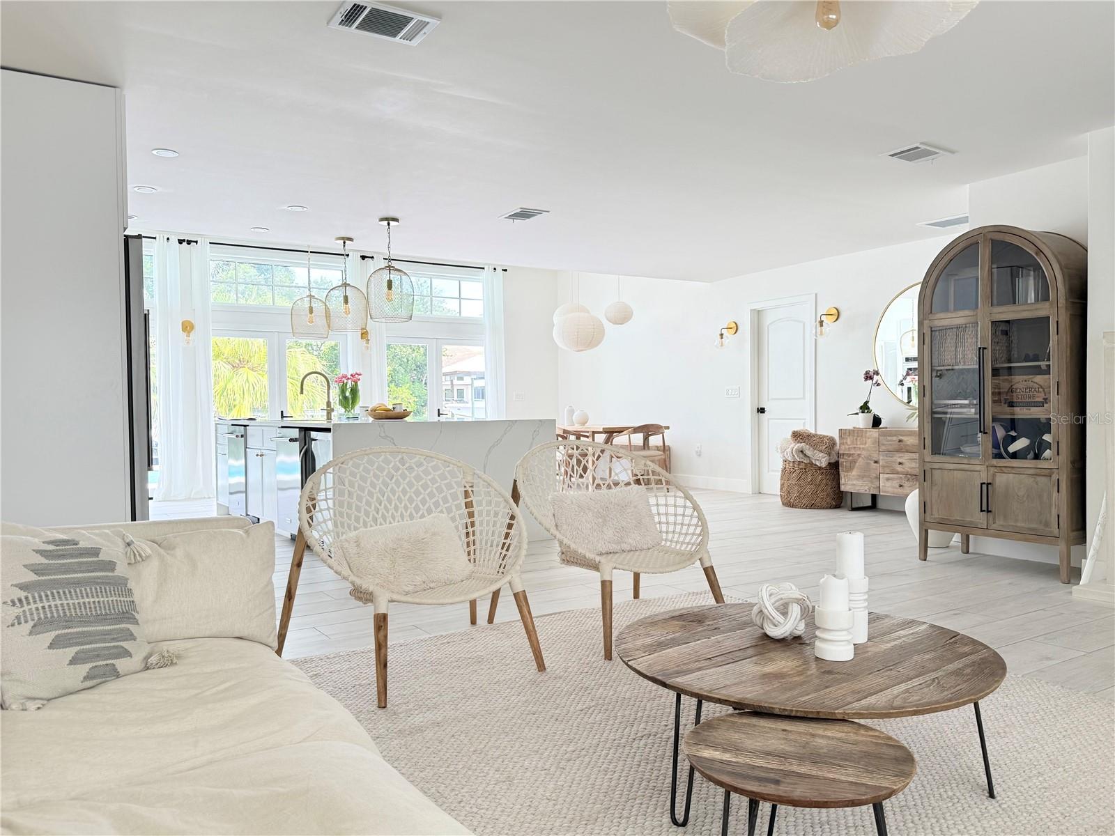 797 45TH AVE NE, ST PETERSBURG, FL, 33703