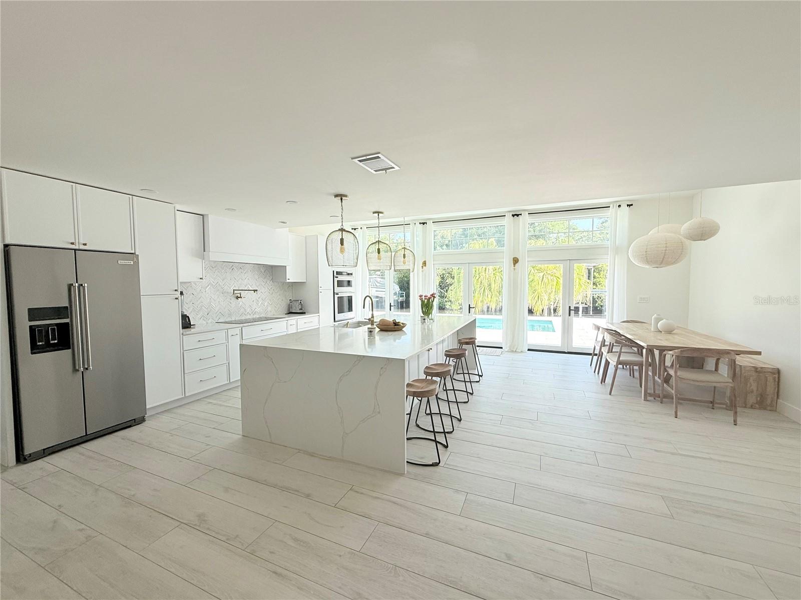 797 45TH AVE NE, ST PETERSBURG, FL, 33703