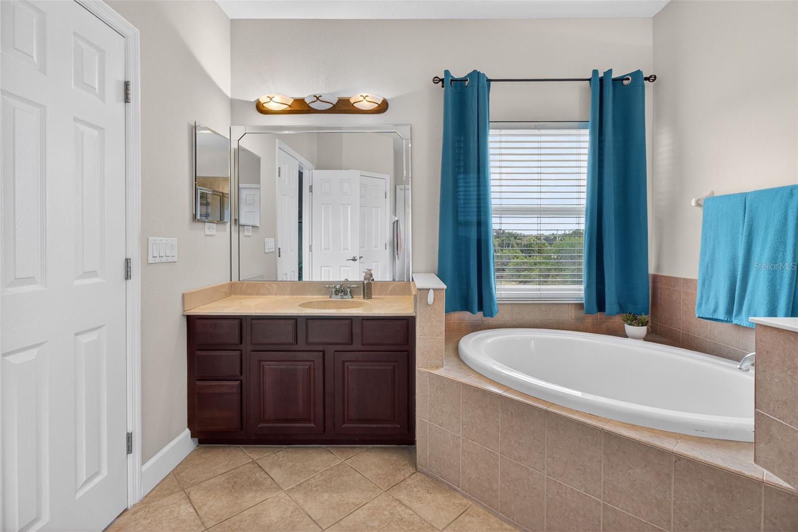 7379 CONCH BLVD, SEMINOLE, FL, 33777