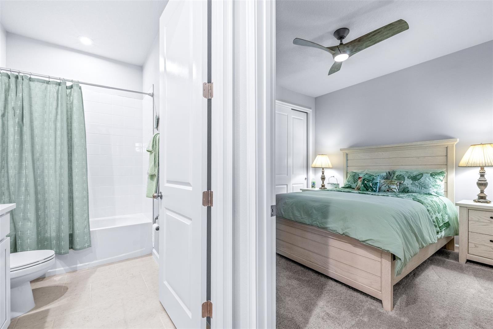 6131 TIMBERDALE AVE, WESLEY CHAPEL, FL, 33545