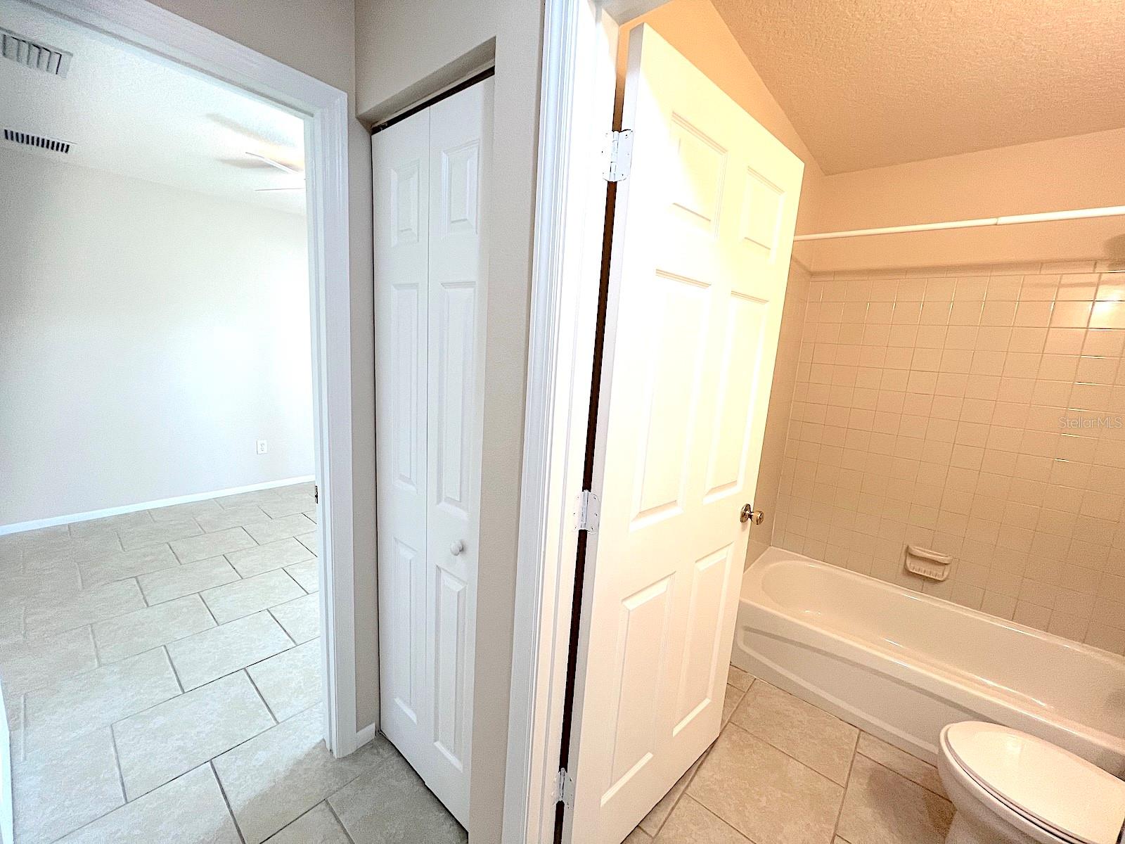 14 BUTTONWOOD LN, PALM COAST, FL, 32137