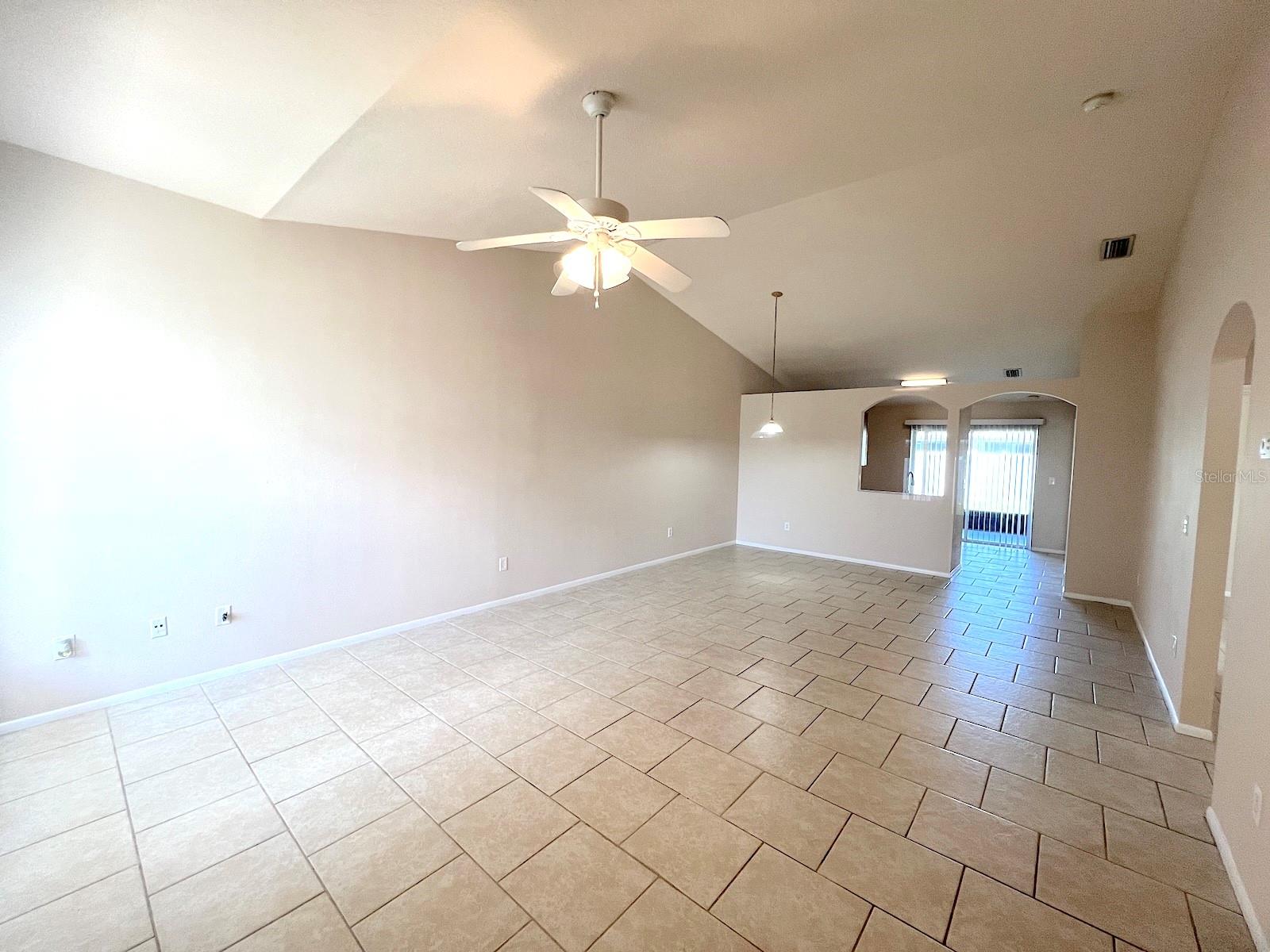 14 BUTTONWOOD LN, PALM COAST, FL, 32137