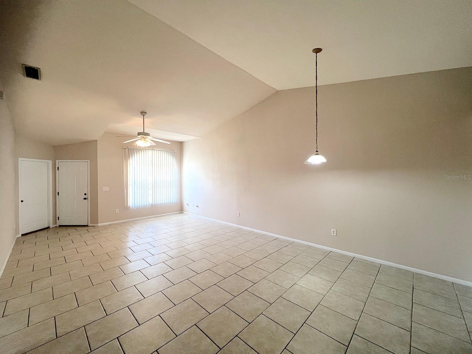 14 BUTTONWOOD LN, PALM COAST, FL, 32137