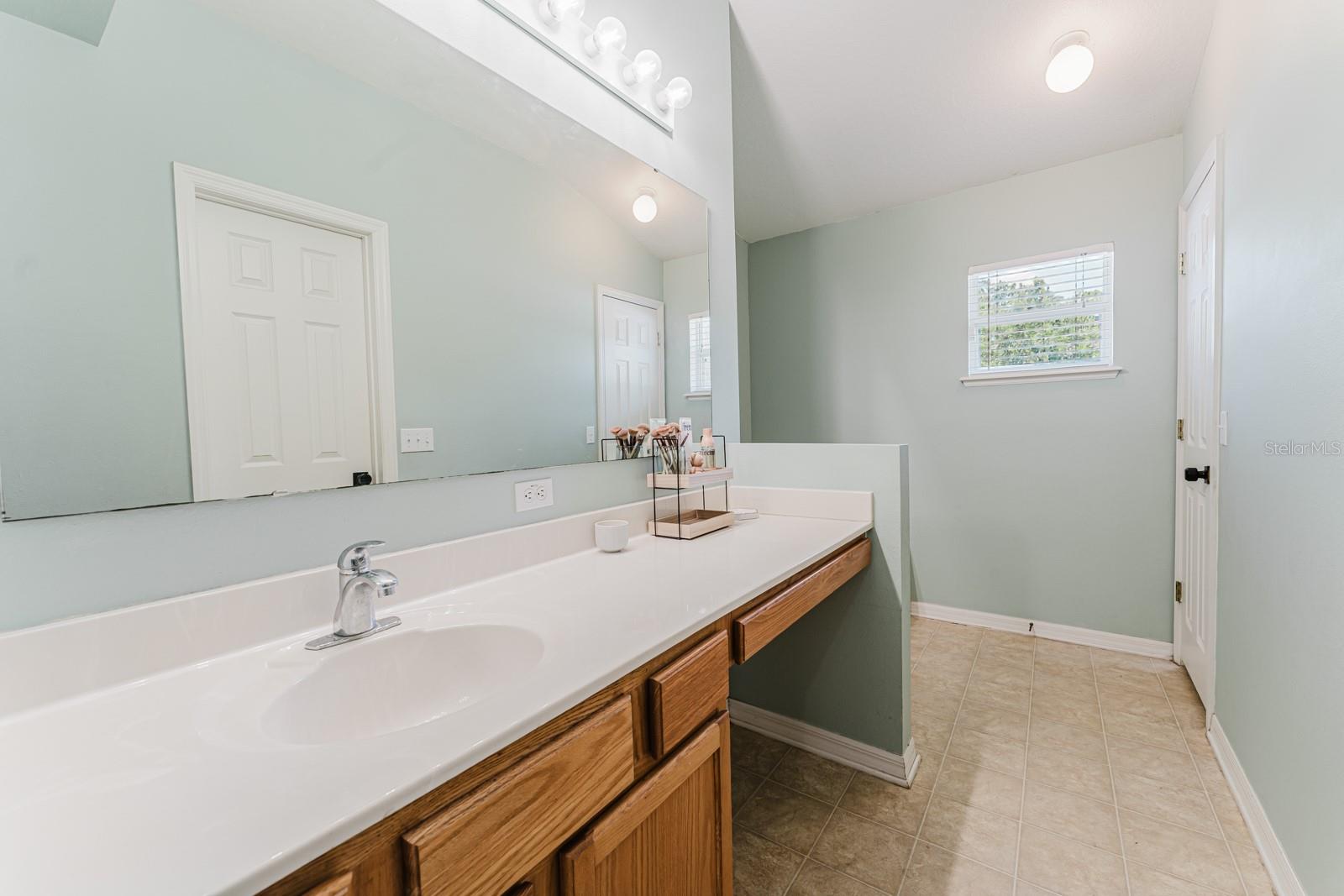 2043 CORNER TREE CT, ORLANDO, FL, 32820