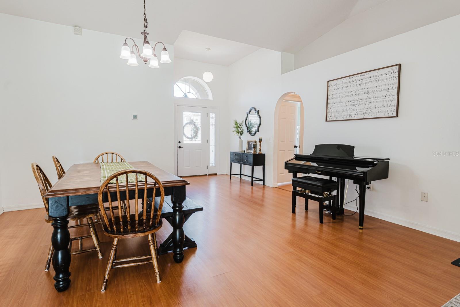 2043 CORNER TREE CT, ORLANDO, FL, 32820