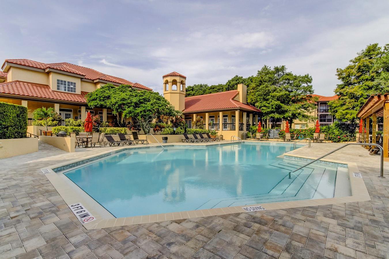 2400 FEATHER SOUND DR #1228, CLEARWATER, FL, 33762