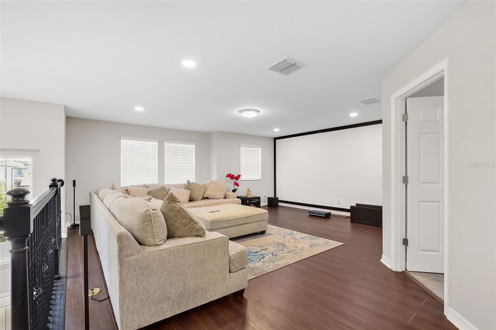 3010 ADAMS CROSS DR, ZEPHYRHILLS, FL, 33540