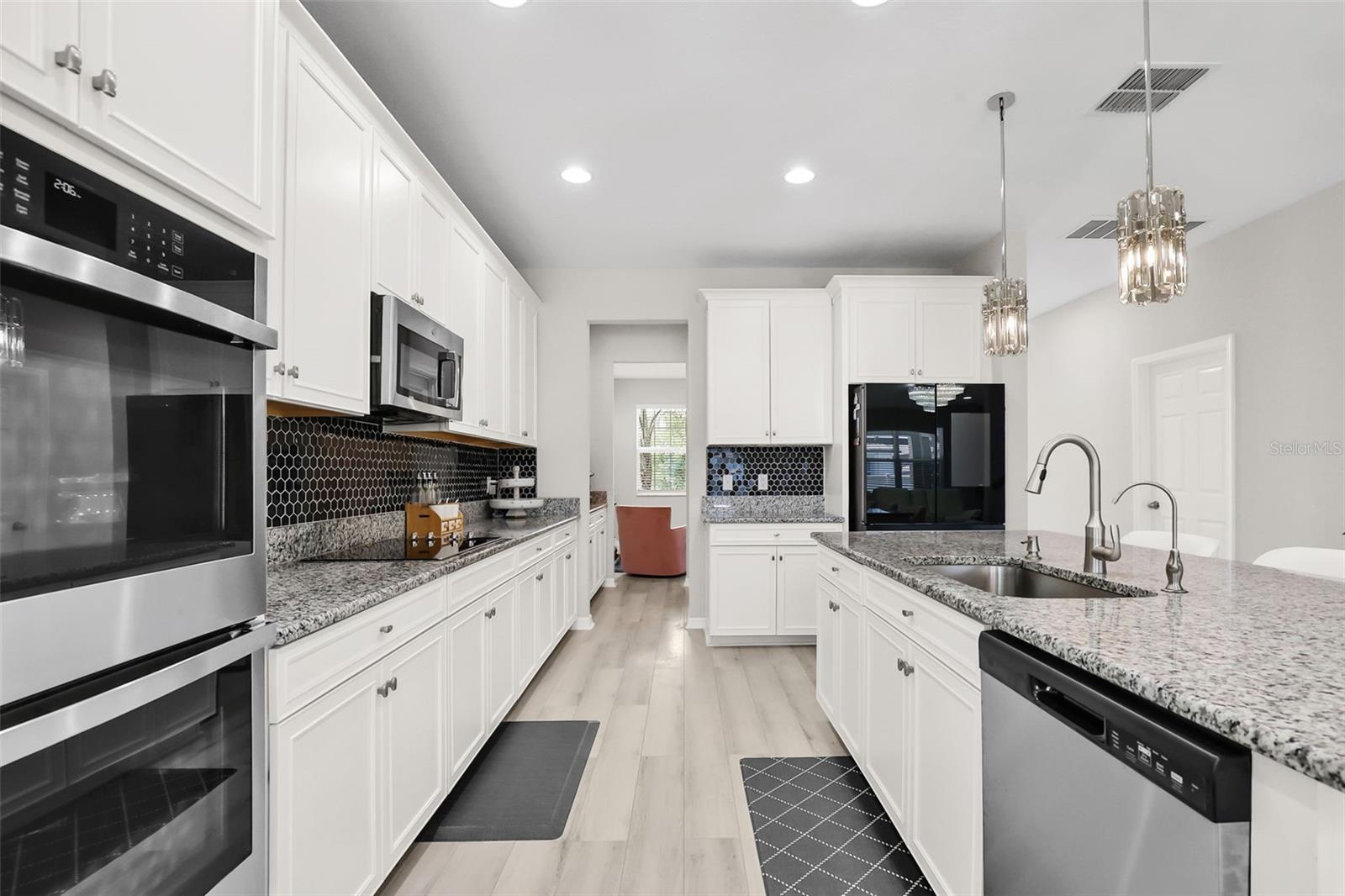 3010 ADAMS CROSS DR, ZEPHYRHILLS, FL, 33540