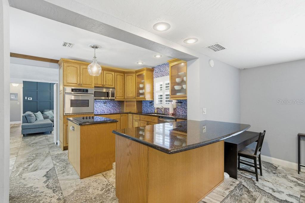6901 17TH LN N, ST PETERSBURG, FL, 33702