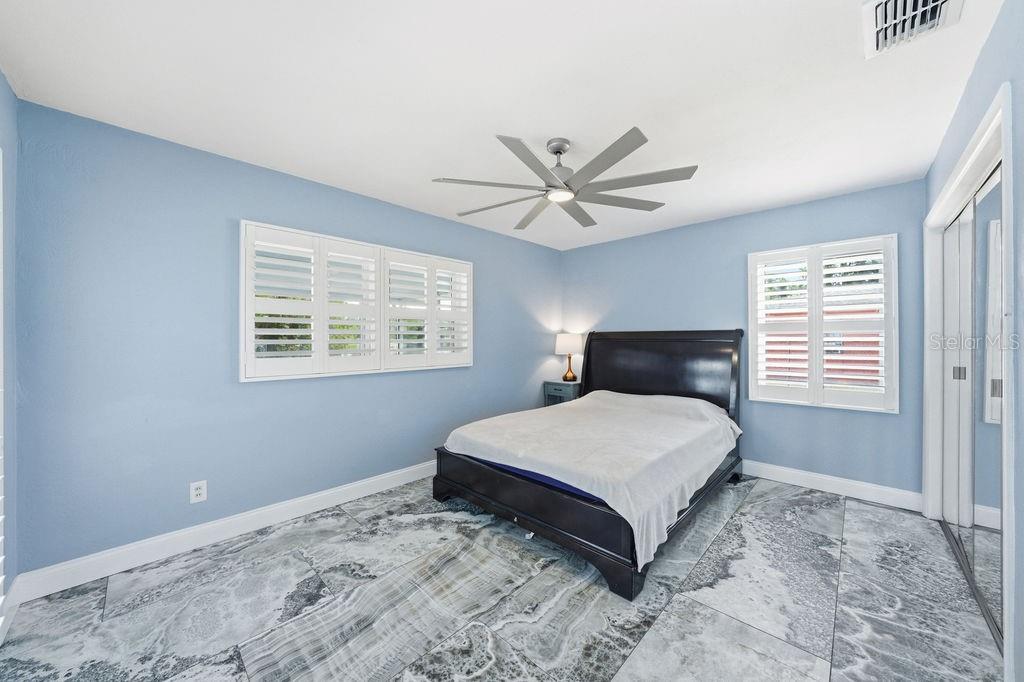 6901 17TH LN N, ST PETERSBURG, FL, 33702