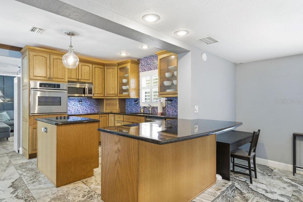 6901 17TH LN N, ST PETERSBURG, FL, 33702