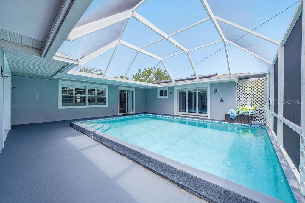 6901 17TH LN N, ST PETERSBURG, FL, 33702