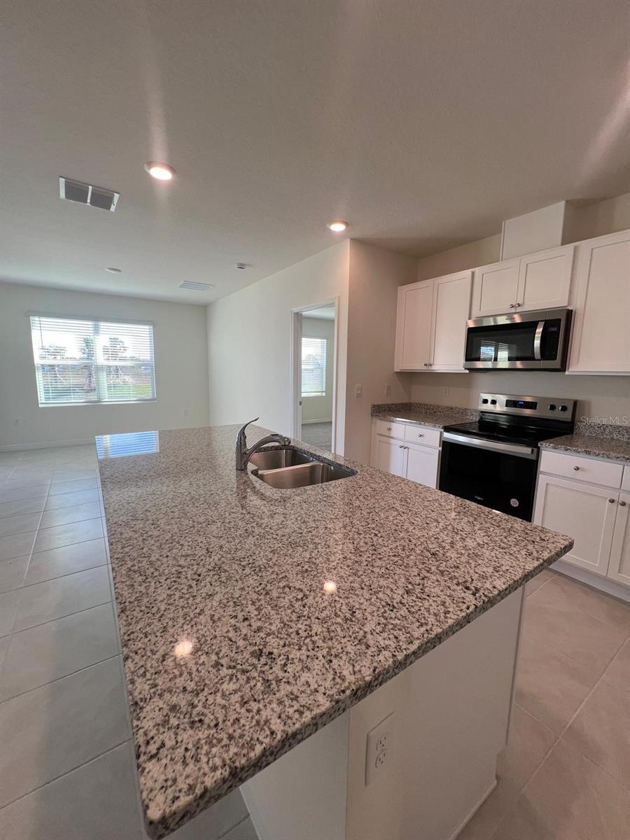 631 PARK PLACE BLVD, DAVENPORT, FL, 33837