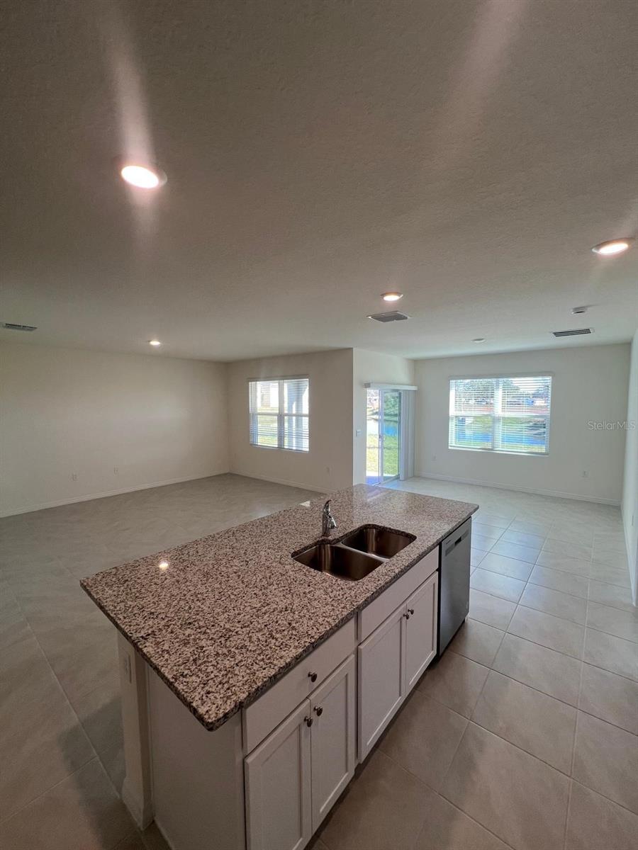 631 PARK PLACE BLVD, DAVENPORT, FL, 33837