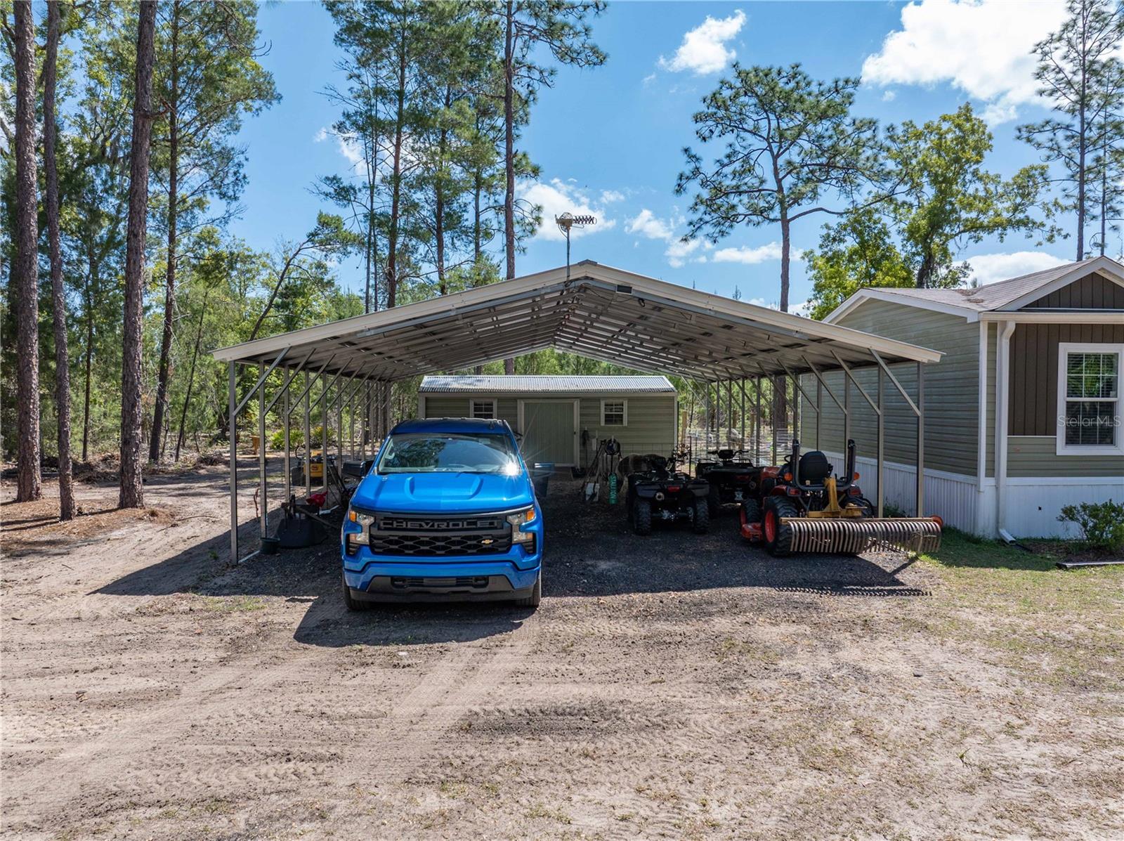 221 MAGNOLIA RD, HAWTHORNE, FL, 32640