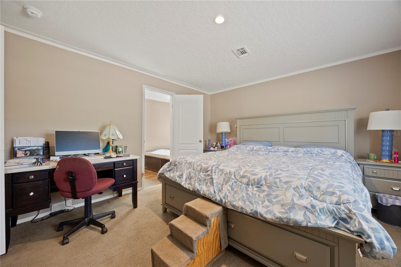 221 MAGNOLIA RD, HAWTHORNE, FL, 32640