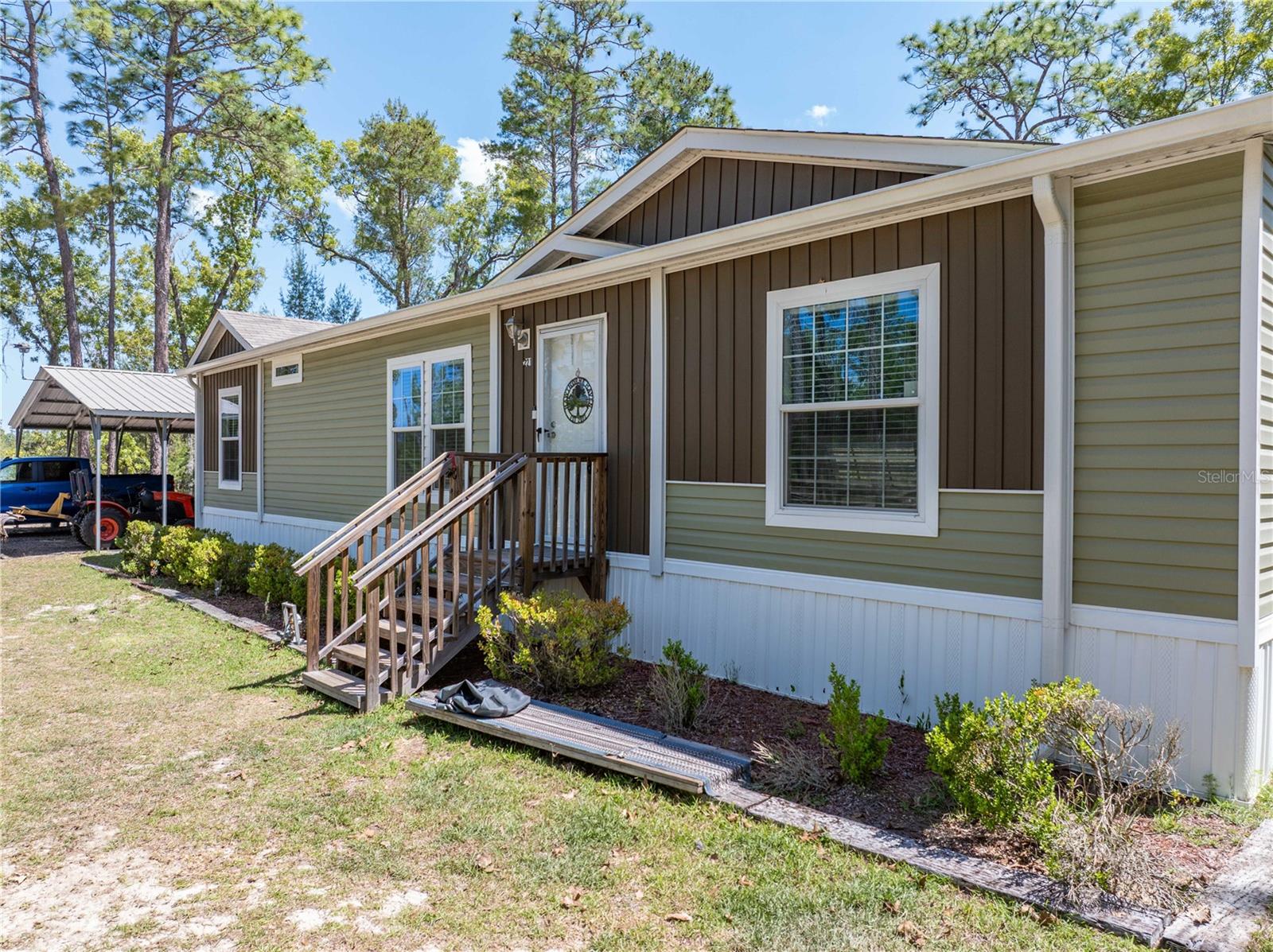 221 MAGNOLIA RD, HAWTHORNE, FL, 32640