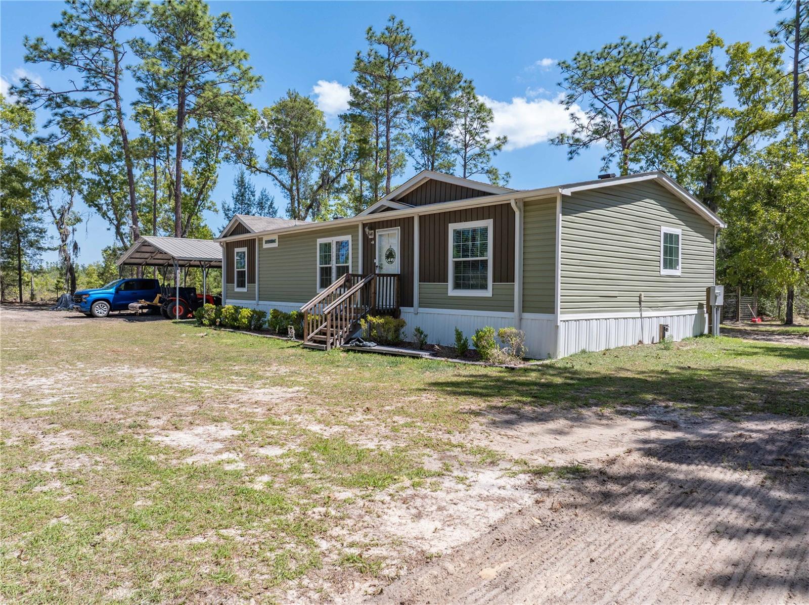 221 MAGNOLIA RD, HAWTHORNE, FL, 32640