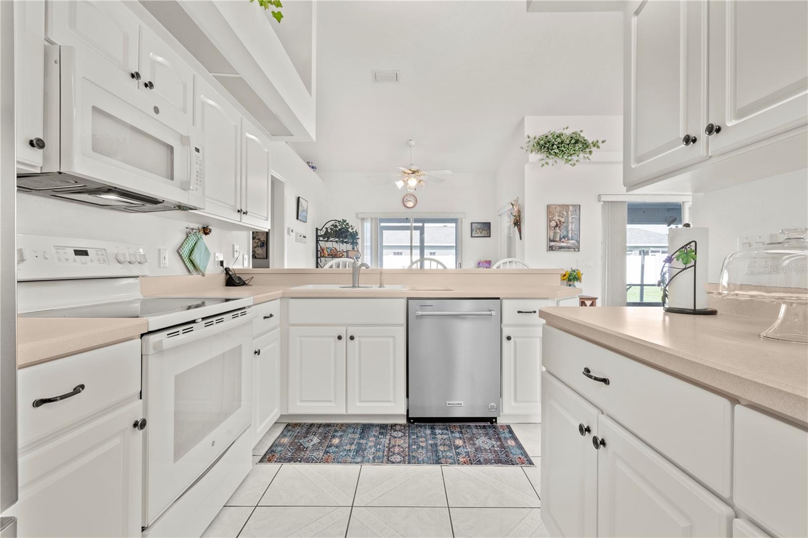 28 FAIRHILL LN, PALM COAST, FL, 32137